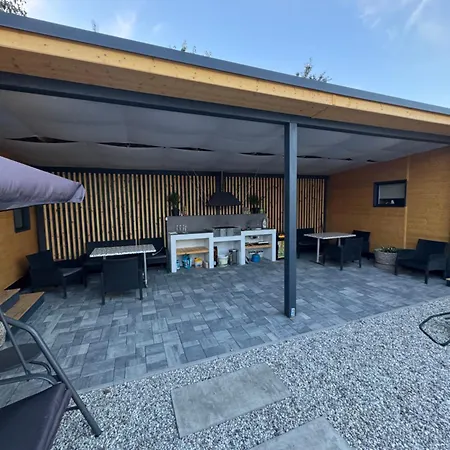 Sauna & Pool Reatreat *